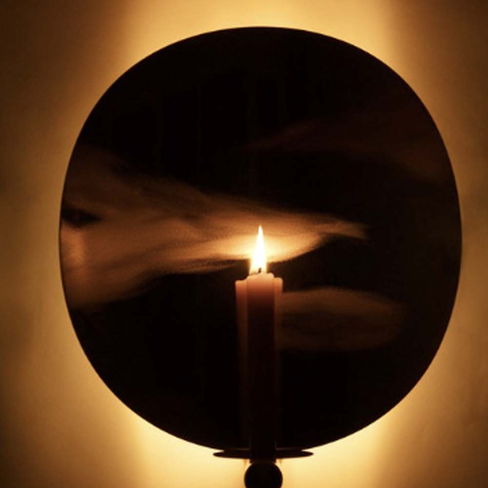 Marion Mezenge, de flamme et de métal